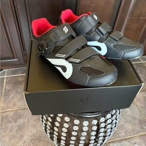 Peloton Black Cycling Shoe with box - good condition!!..